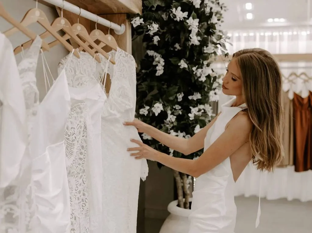 The Ultimate Guide to Wedding Dress Shopping in Las Vegas: Finding the Perfect Gown for Your Big Day
